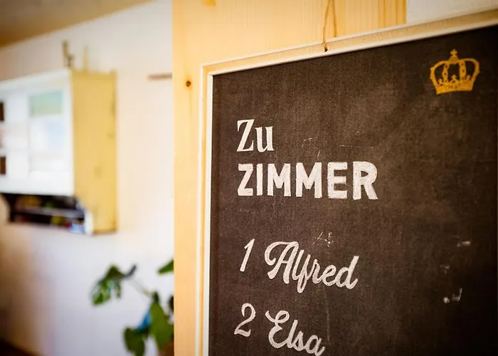 Konukevi Krone Lautlingen 3*